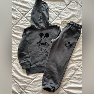 Disney GAP kids Mickey Mouse Sweat Pants and Hoodie‎ Set Size xs/s